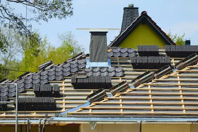 Skybud Home uslugi dekarskie, dekarz, naprawa dachu.